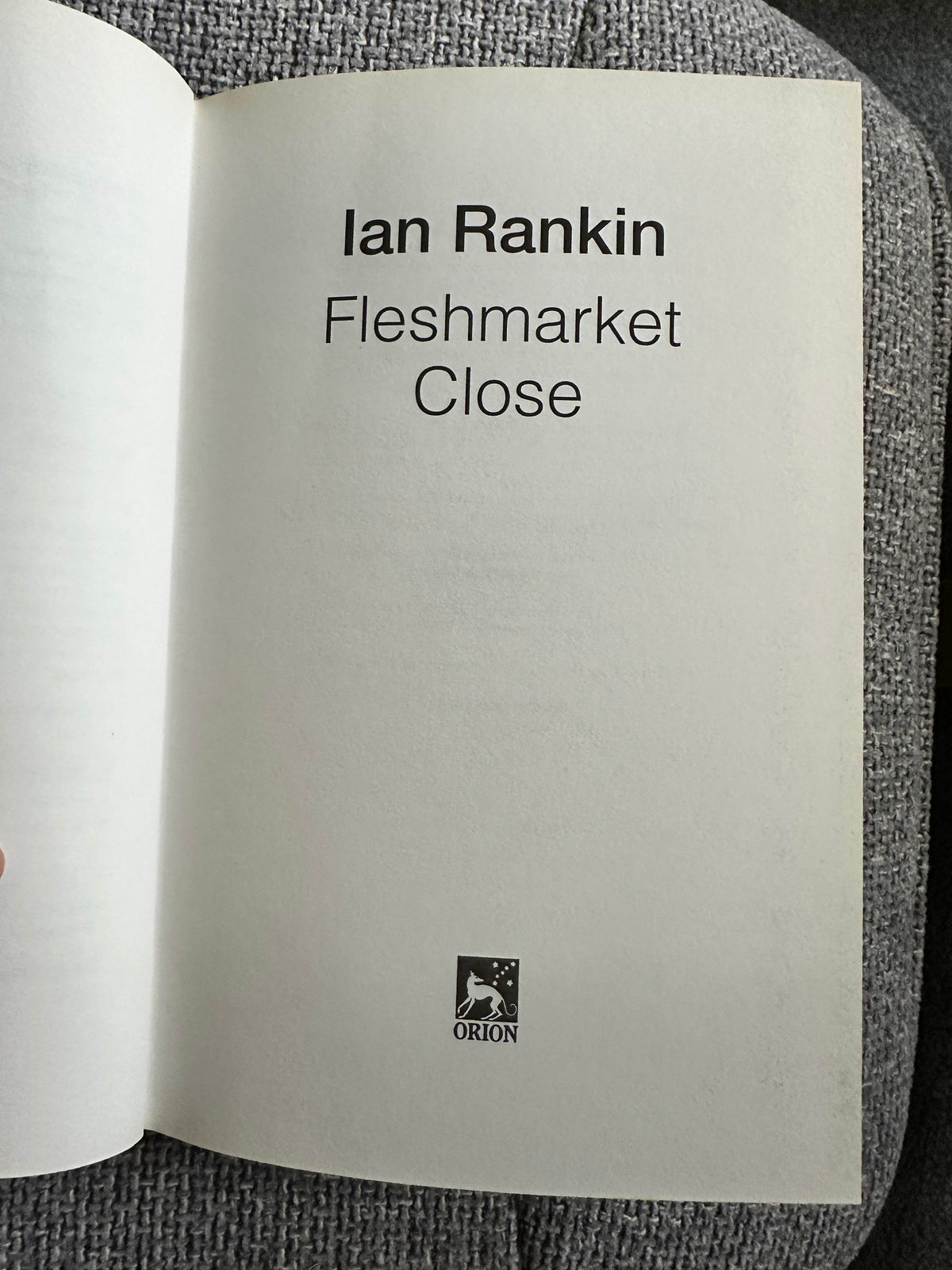 2004*1st* Fleshmarket Close - Ian Rankin(Orion) - Honeyburn Books (UK)