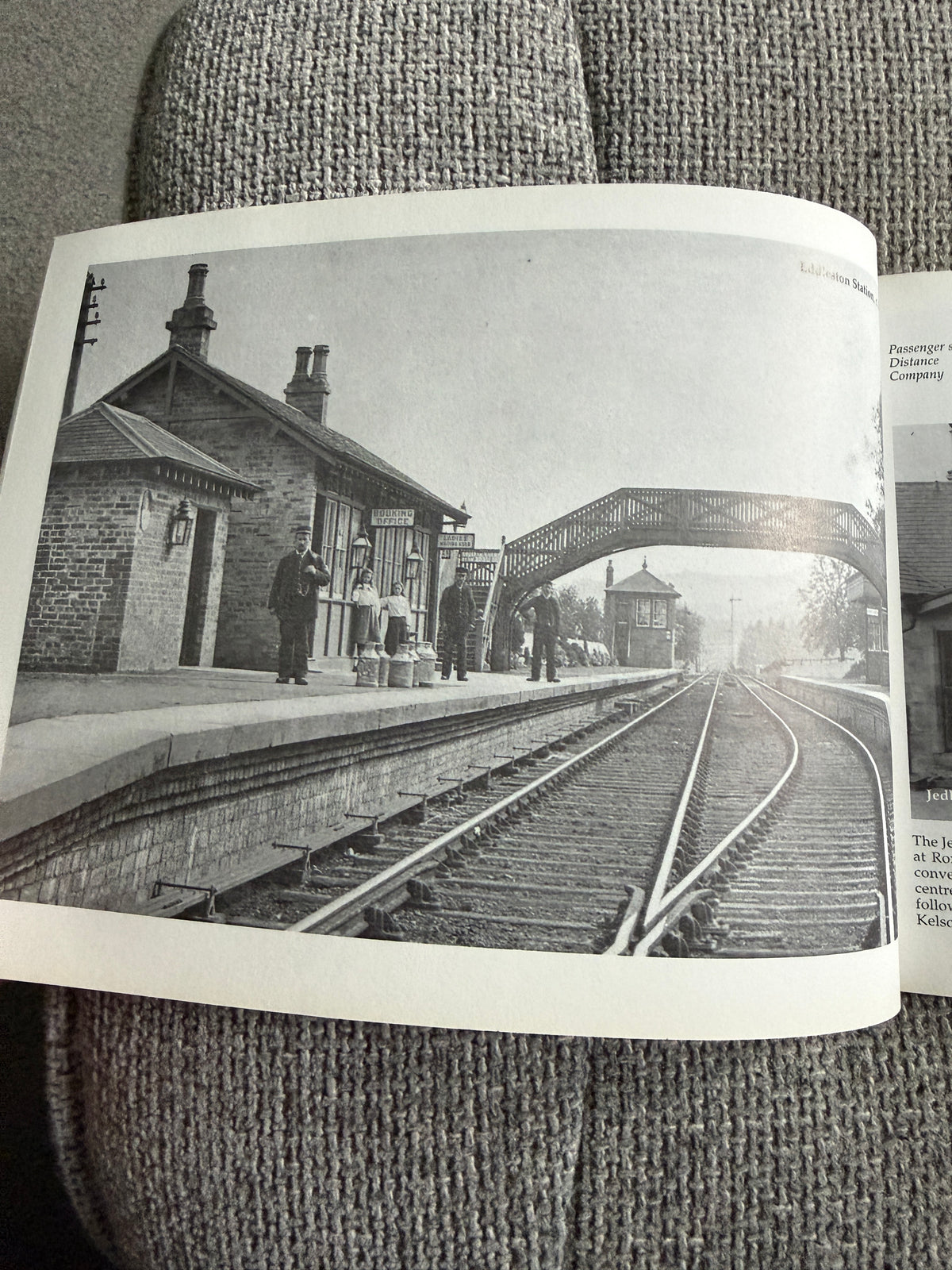2006 The Lost Railways Of The Scottish Borders - Gordon Stansfield (Stenlake Publishing)