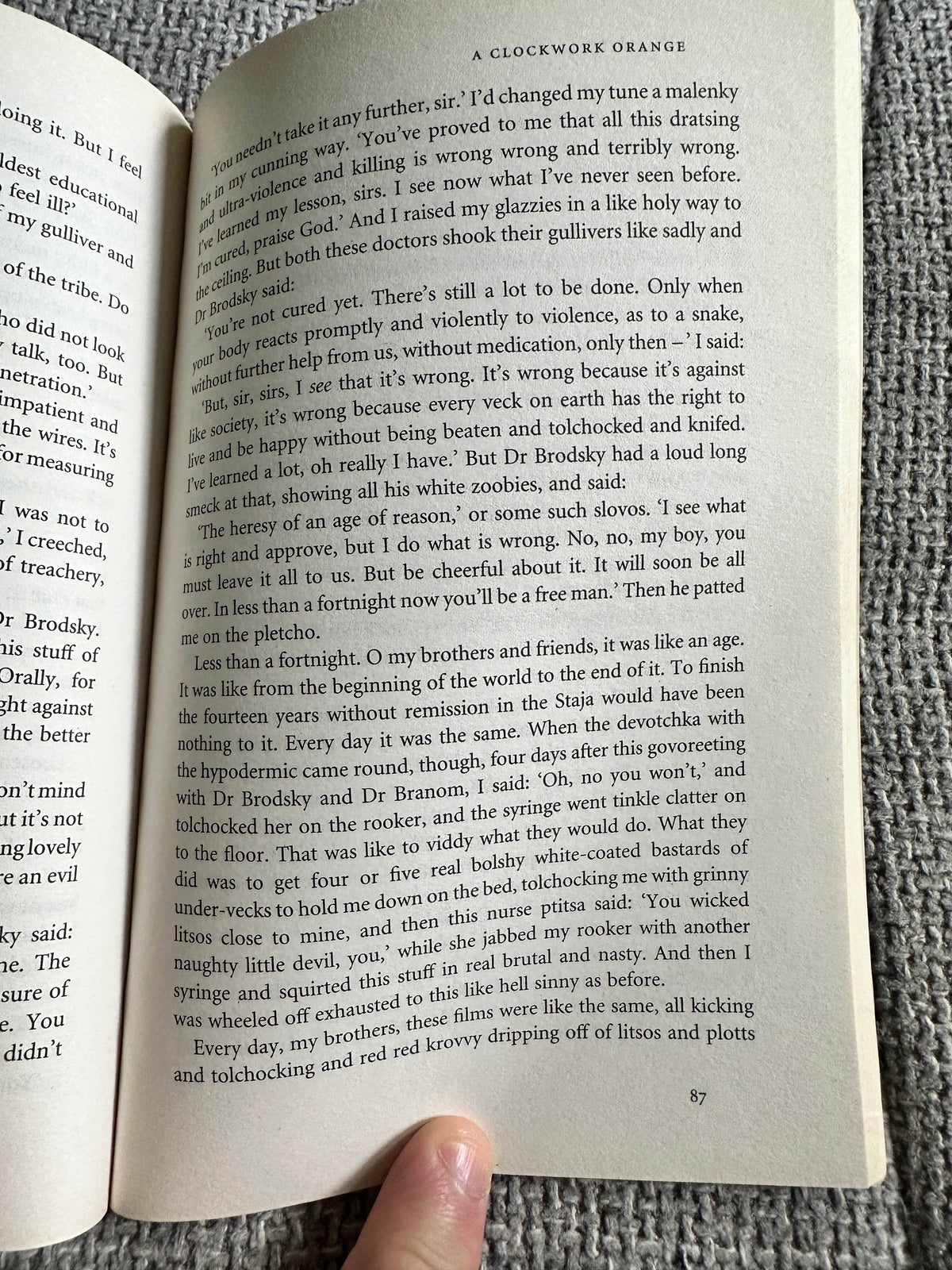 2000 A Clockwork Orange - Anthony Burgess ( Penguin) - Honeyburn Books (UK)