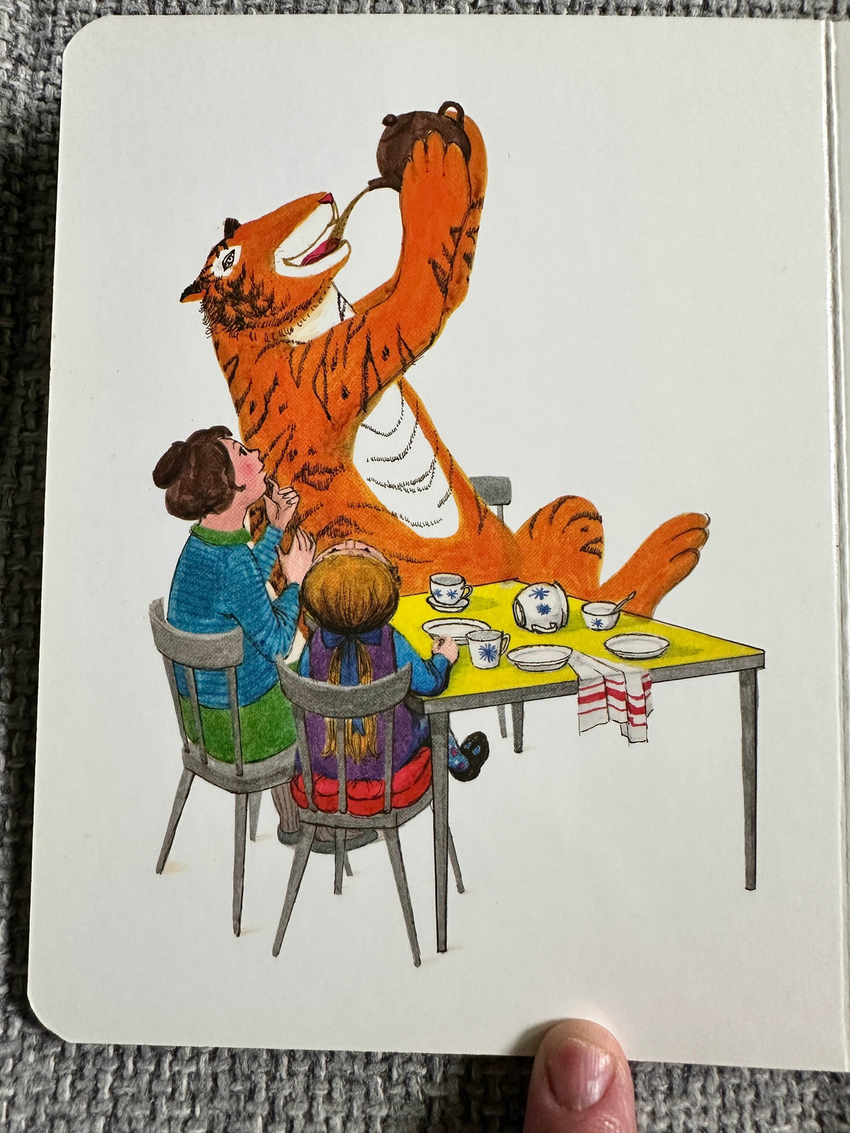 2007 The Tiger Who Came To Tea - Judith Kerr (HarperCollins) Board Book - Honeyburn Books (UK)