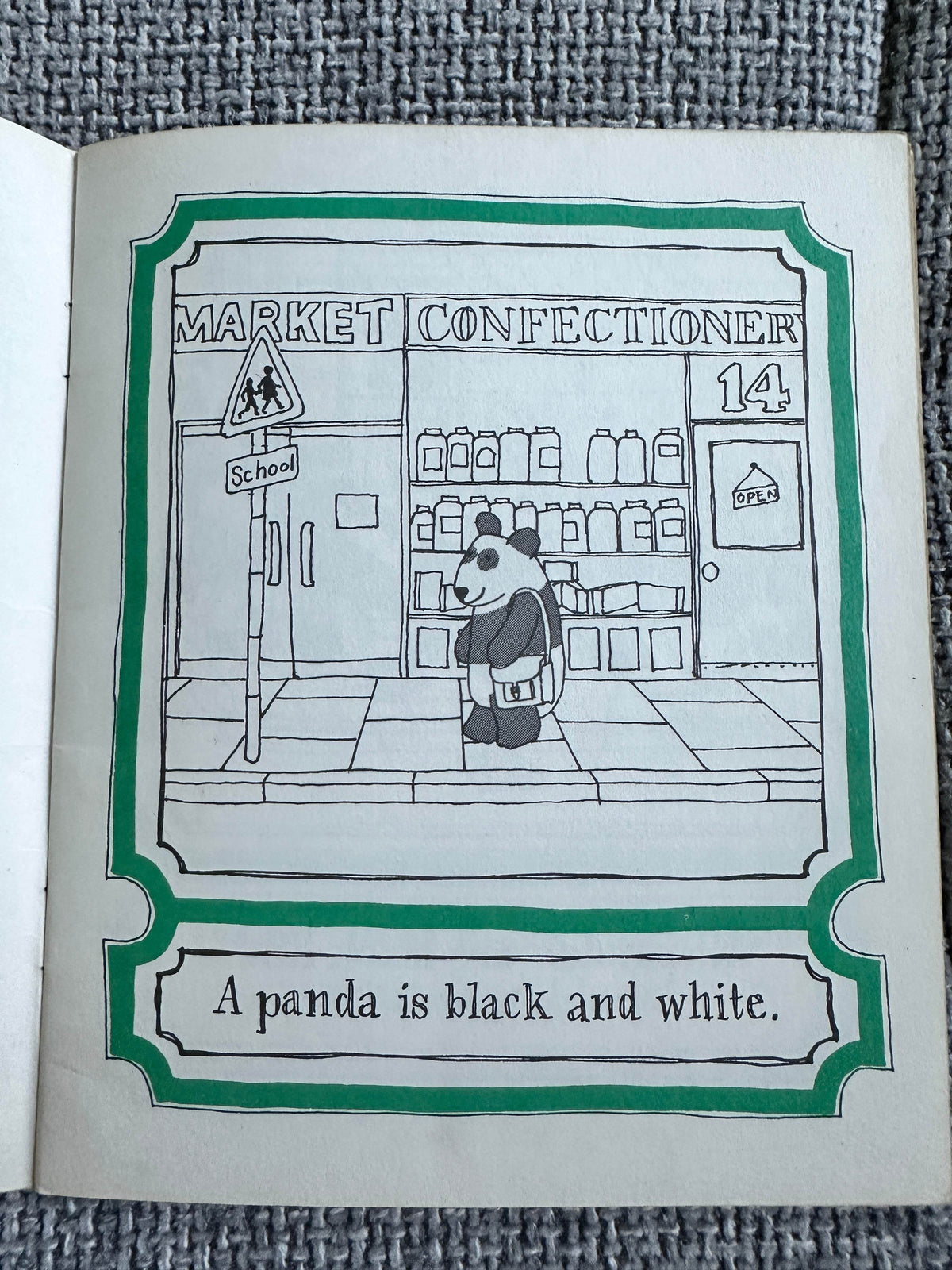 1970’s The Panda Family A Miss Is A Hit - C. J. Cressey(Tamasin Cole Illust) Printing Arts Ltd - Honeyburn Books (UK)