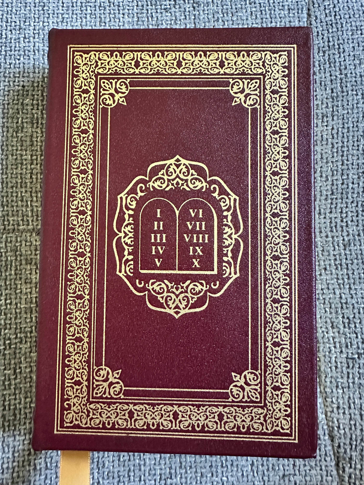 2001 Moses A Life: Founders of Great Religions Book 4 - Jonathan Kirsch (The Easton Press) - Honeyburn Books (UK)