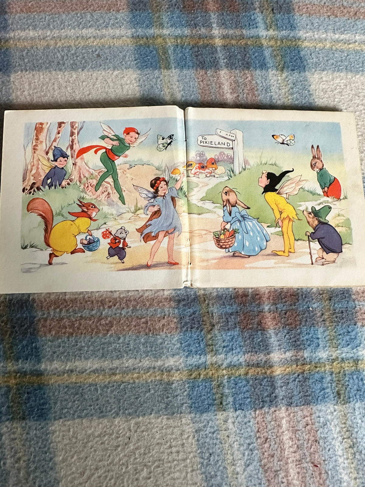 1950’s Pixieland Rhymes(Pixie Book) René Cloke(Collins) - Honeyburn Books (UK)