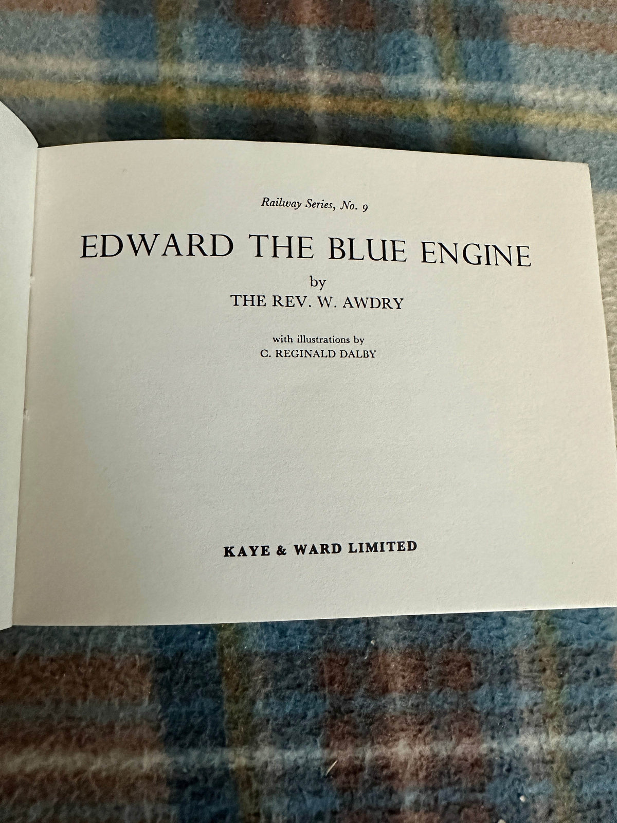 1985 Edward The Blue Engine - Rev. W. Awdry (Kaye & Ward) - Honeyburn Books (UK)