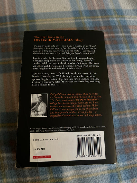 2001 The Amber Spyglass - Philip Pullman(Scholastic Press) - Honeyburn Books (UK)
