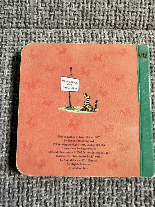 2005 Tigger Is Unbounced - A. A. Milne(Andrew Grey illustration)Egmont Books - Honeyburn Books (UK)