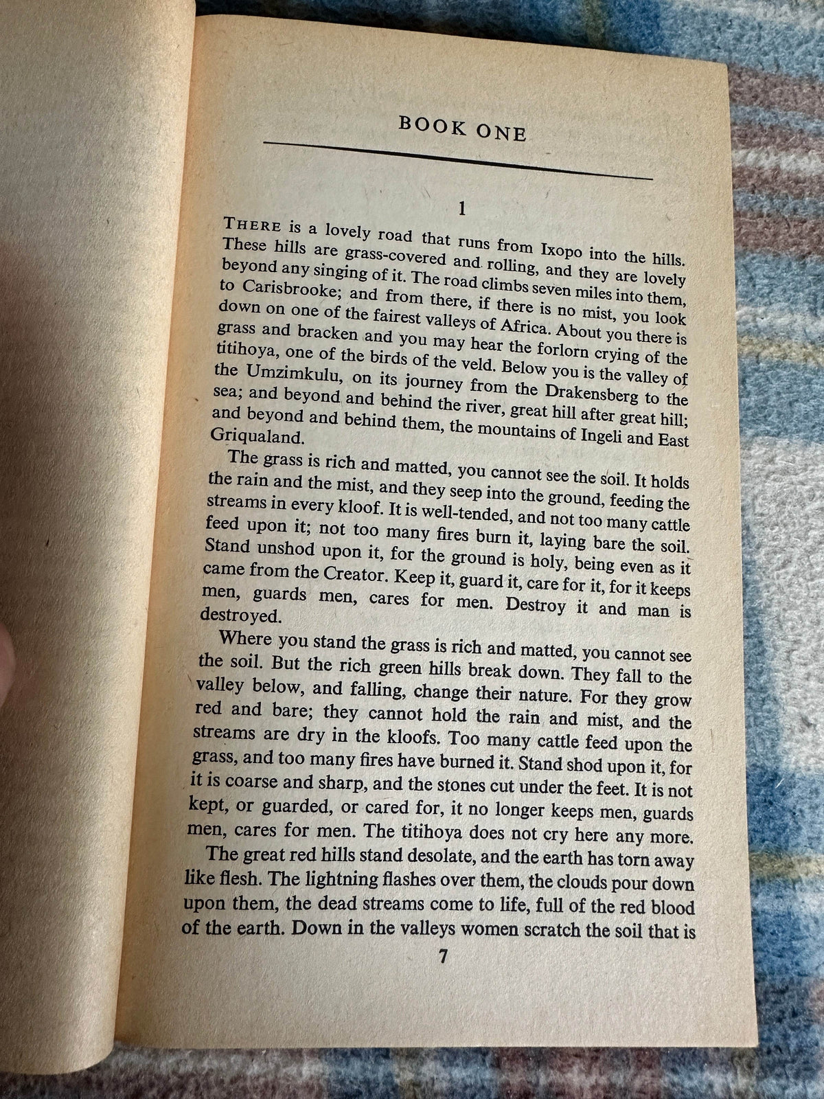 1971 Cry, The Beloved Country - Alan Paton(Penguin Modern Classics) - Honeyburn Books (UK)
