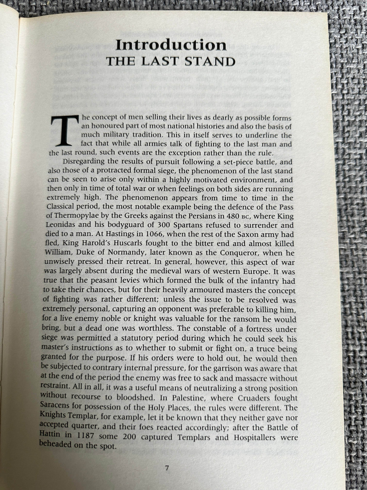 1996*1st* The Last Stand!(Famous Battles Against The Odds) Bryan Perrett(Arms & Armour Publisher) - Honeyburn Books (UK)