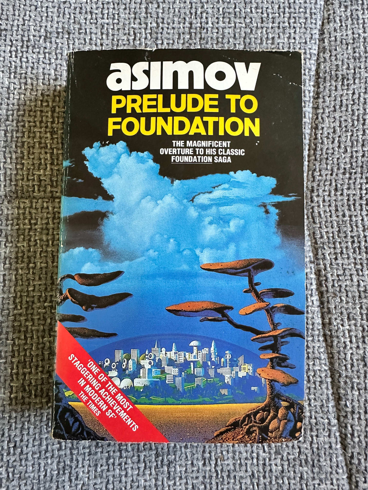 1988 Prelude To Foundation - Isaac Asimov (Grafton Books) - Honeyburn Books (UK)
