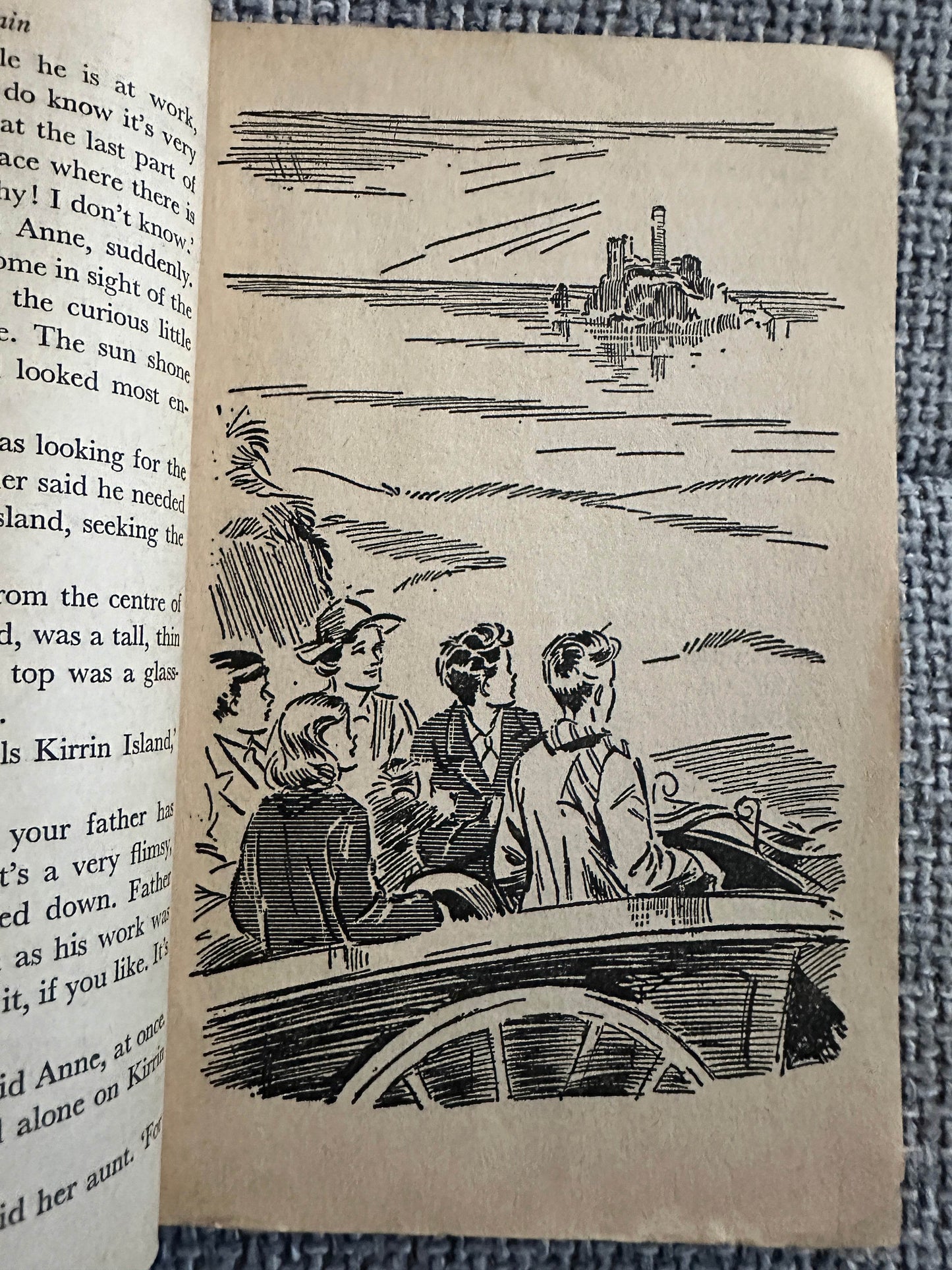 1972 On Kirrin Island Again - Enid Blyton(Eileen Soper) Knight Books - Honeyburn Books (UK)