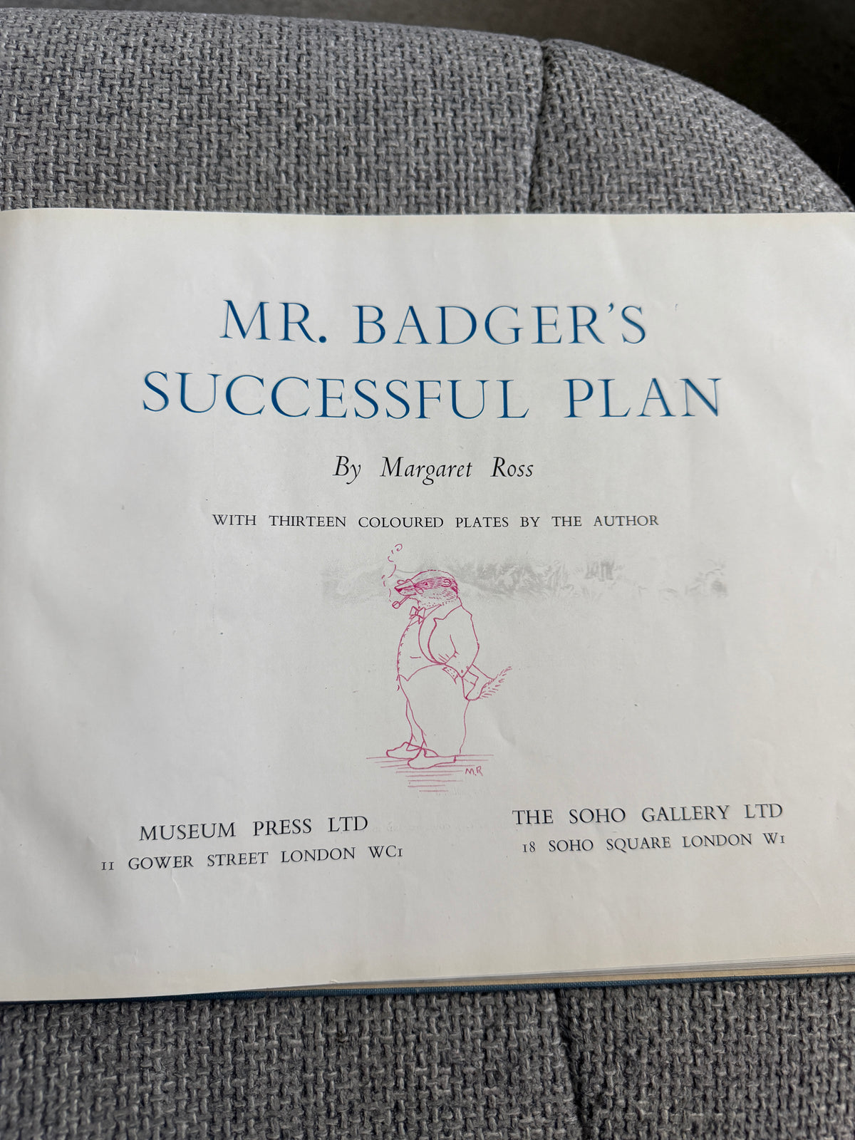 1944*1st* Mr. Badger’s Successful Plan - Margaret Ross (Museum Press Ltd)