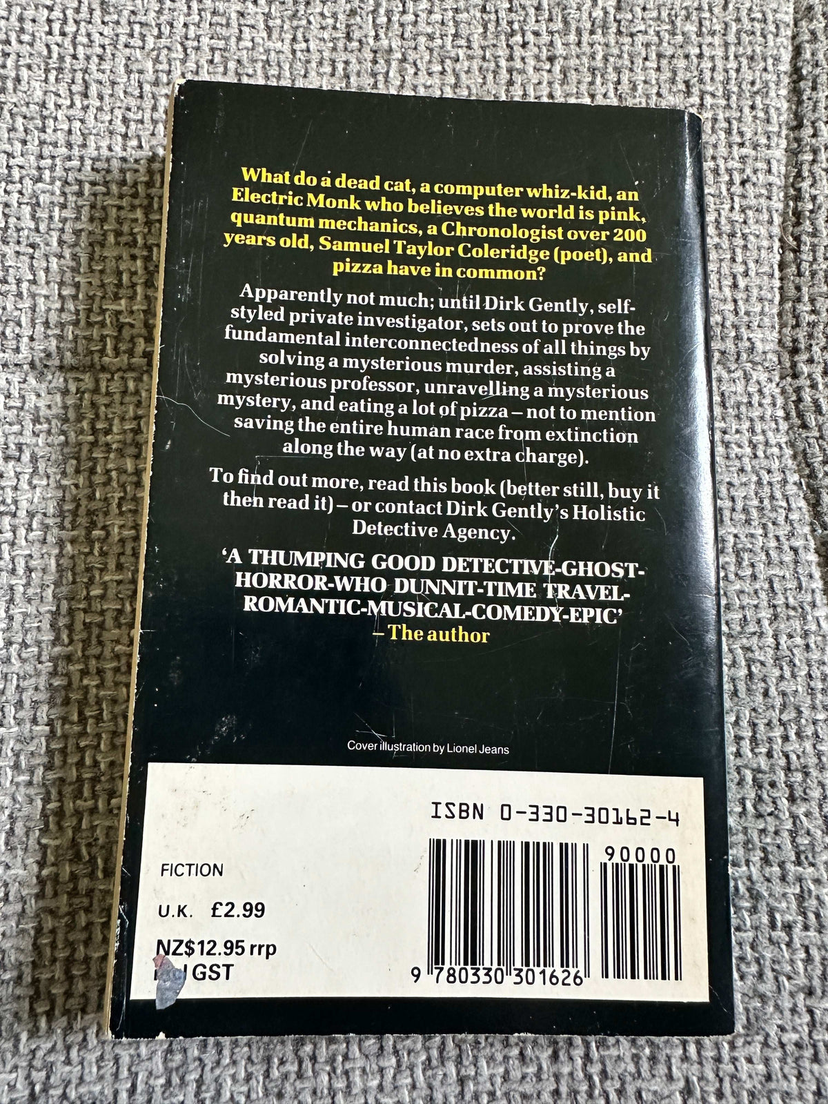 1987 Dick Gently’s Holistic Detective Agency - Douglas Adams (Pan Books) - Honeyburn Books (UK)