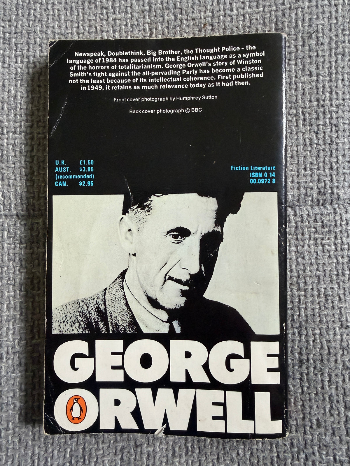 1982 Nineteen Eighty-Four - George Orwell (Penguin)
