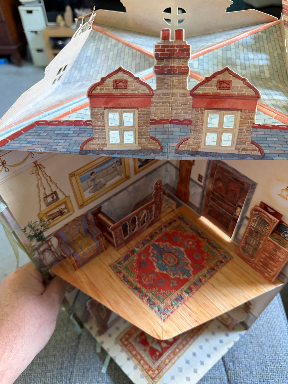 1995 A Three Dimensional Edwardian Doll House (No people) Brian & Lizzie Saunders illustration. Designed by Suzanne Ferguson, Paper Engineered by Bruce Reifel (The Book People Ltd) 39.5cm x 21.5cm