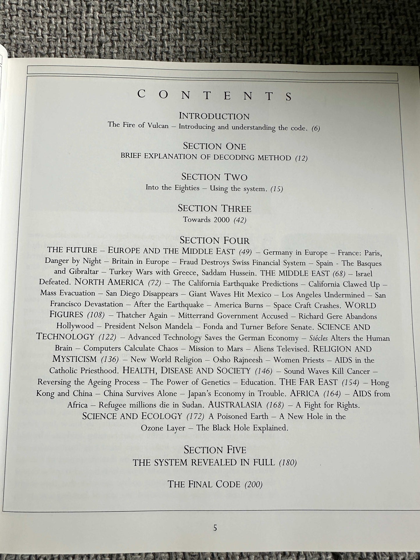 1992 Nostradamus The End Of The Millennium Prophecies 1992 - 2001 - V. J. Hewitt & Peter Lorie (BCA) - Honeyburn Books (UK)