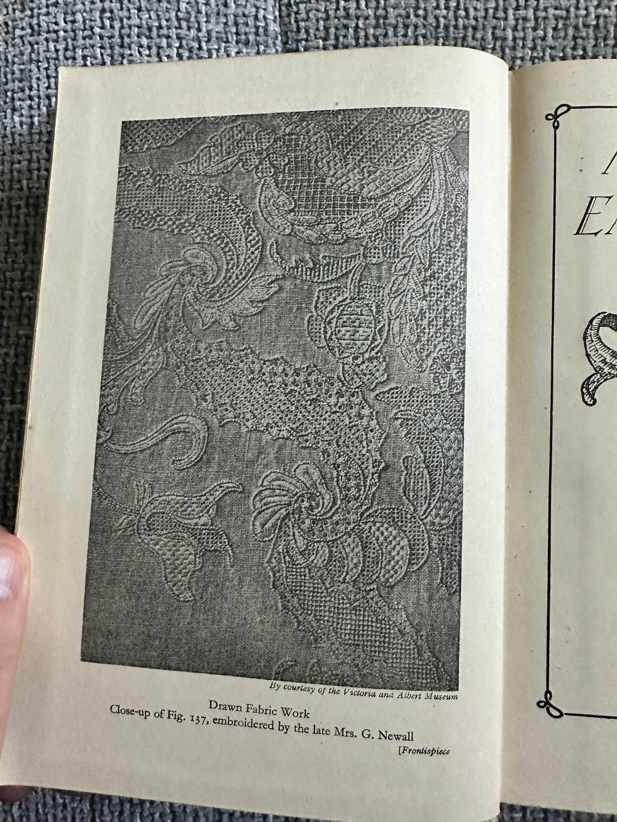 1943 Mary Thomas’s Embroidery Book(Hodder & Stoughton) - Honeyburn Books (UK)