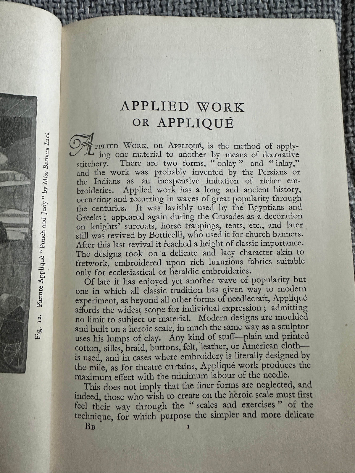 1943 Mary Thomas’s Embroidery Book(Hodder & Stoughton) - Honeyburn Books (UK)