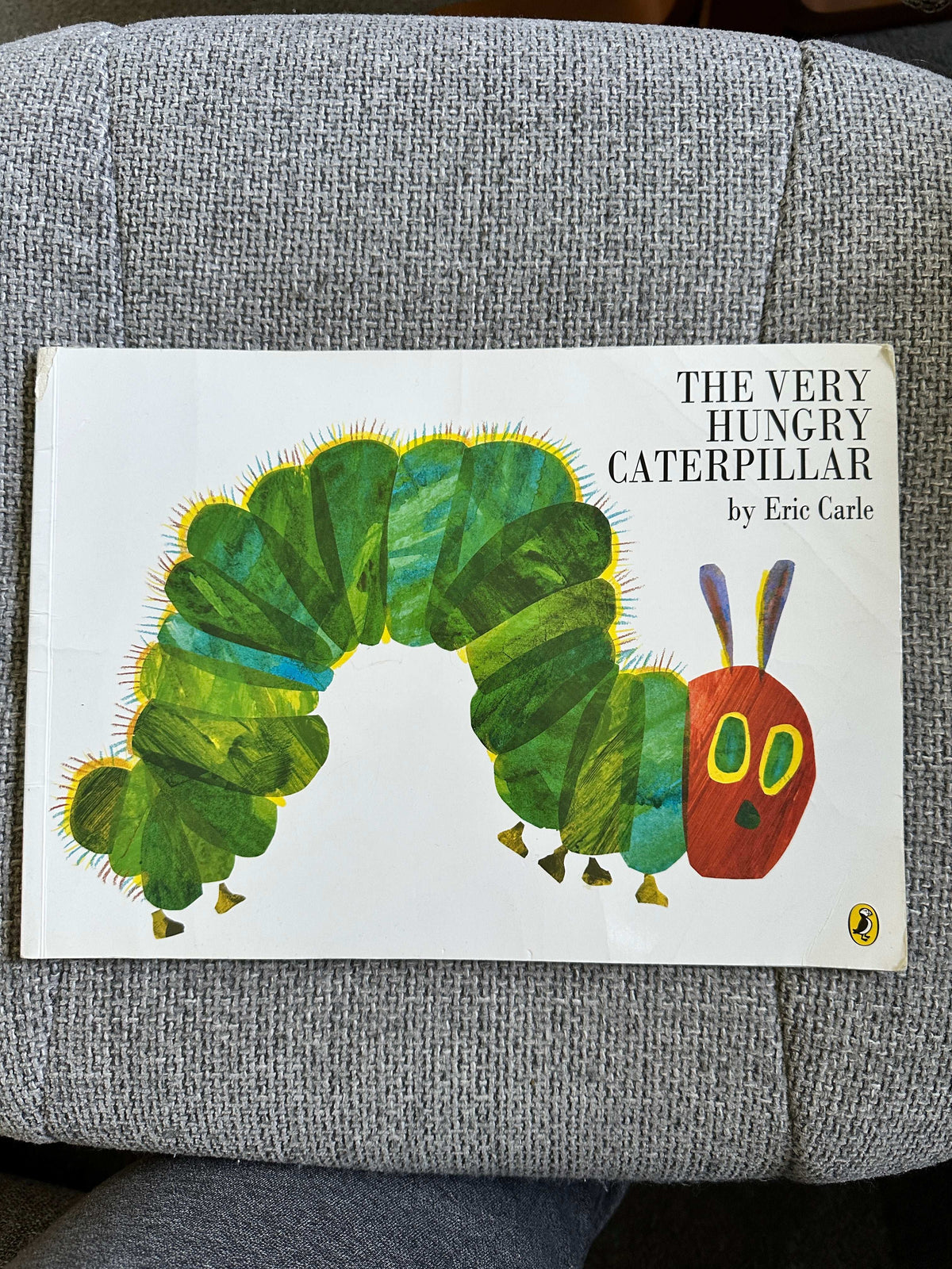 2002 The Very Hungry Caterpillar- Eric Carle (Puffin Books) - Honeyburn Books (UK)