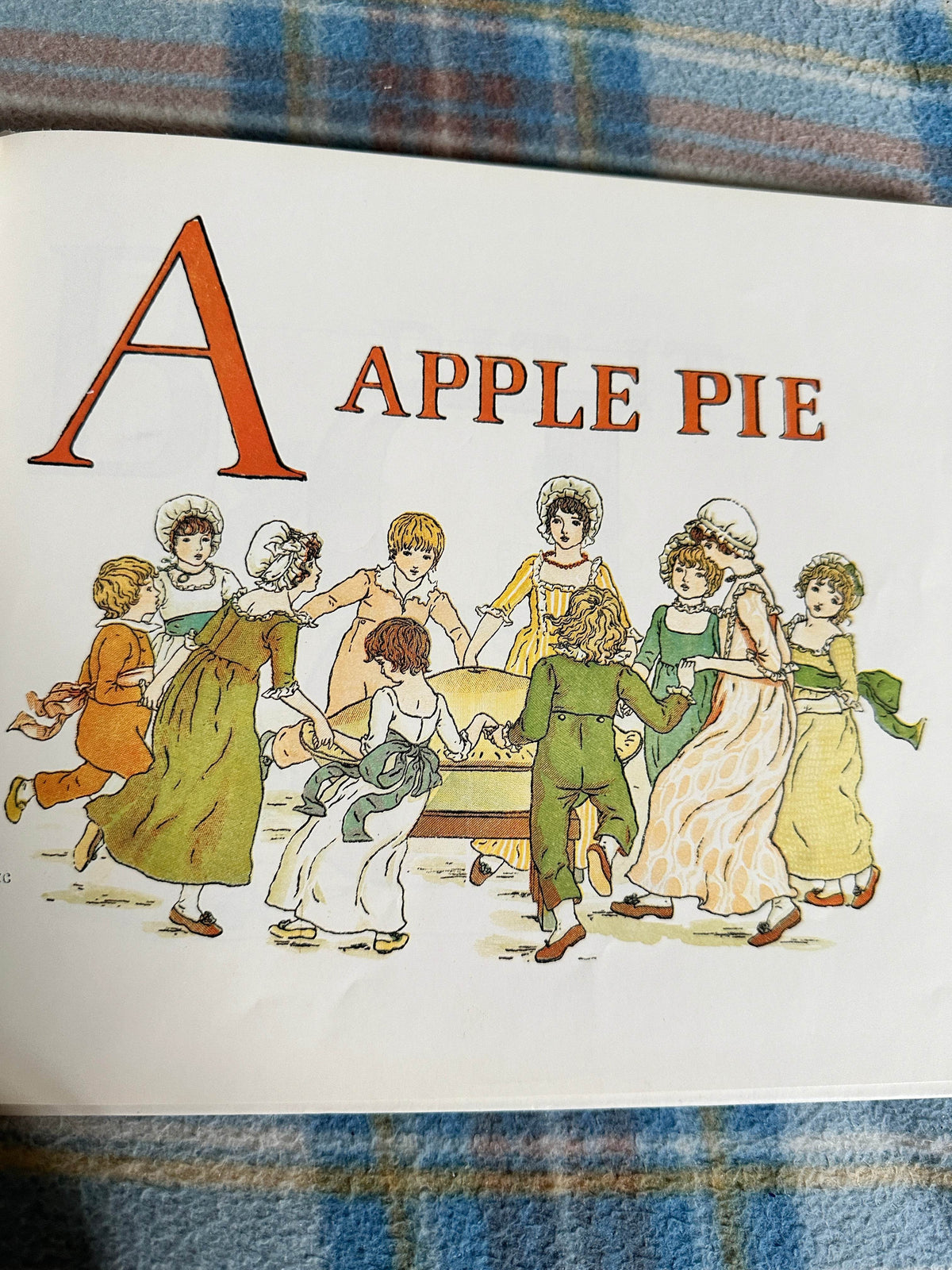 1993 A Apple Pie - Kate Greenaway(Derrydale Books) - Honeyburn Books (UK)