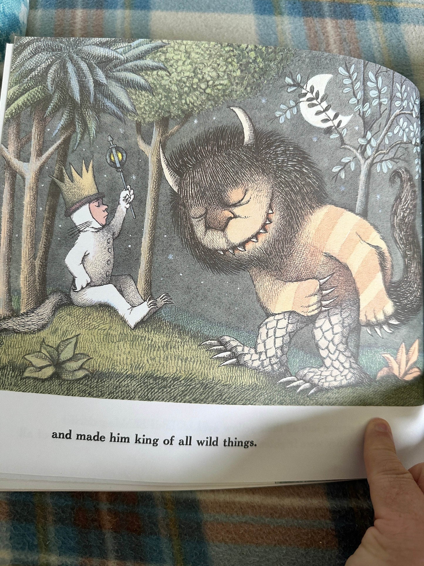 2000 Where The Wild Things Are - Maurice Sendak(Red Fox paperback - Honeyburn Books (UK)