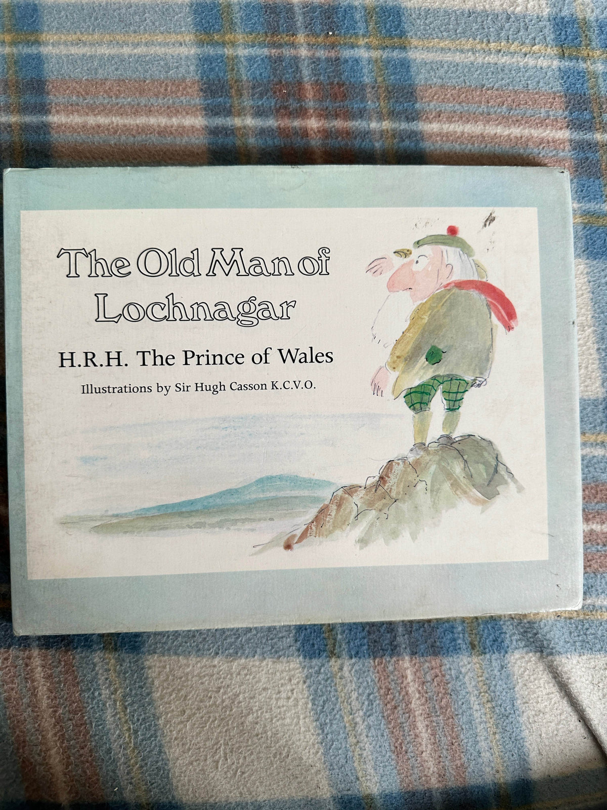 1980*1st* The Old Man Of Lochnagar - H.R.H. The Prince Of Wales(King Charles) illustrated by Sir Hugh Casson(Hamish Hamilton Publishers) - Honeyburn Books (UK)