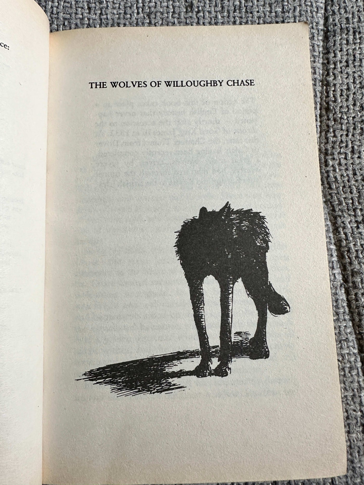 2004 The Wolves Of Willoughby Chase - Joan Aiken (Pat Marriott Illust) Red Fox Publishers