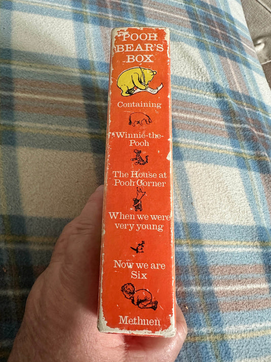 1974 Pooh Bear’s Box(4 x volumes) A. A. Milne(Methuen) - Honeyburn Books (UK)
