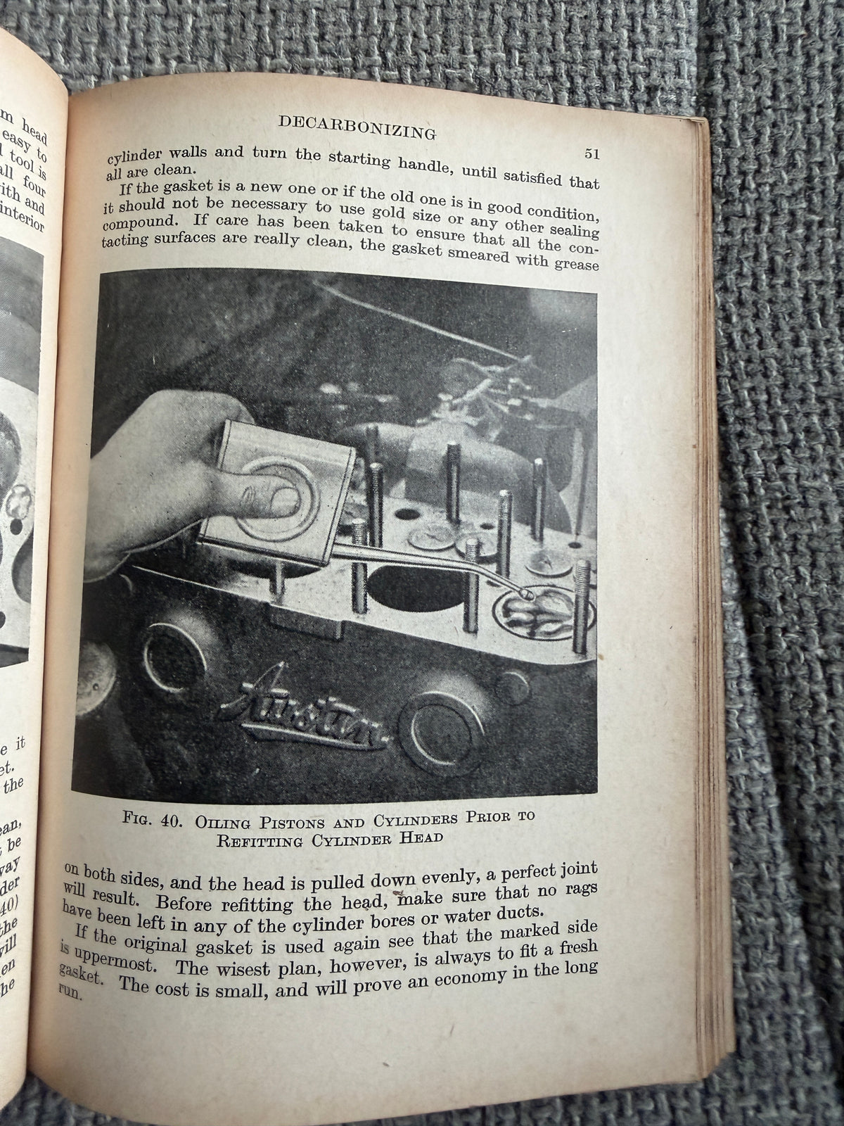 1950 The Book Of The Austin Ten - Staton Abbey (Sir Isaac Pitman & Sons Ltd)