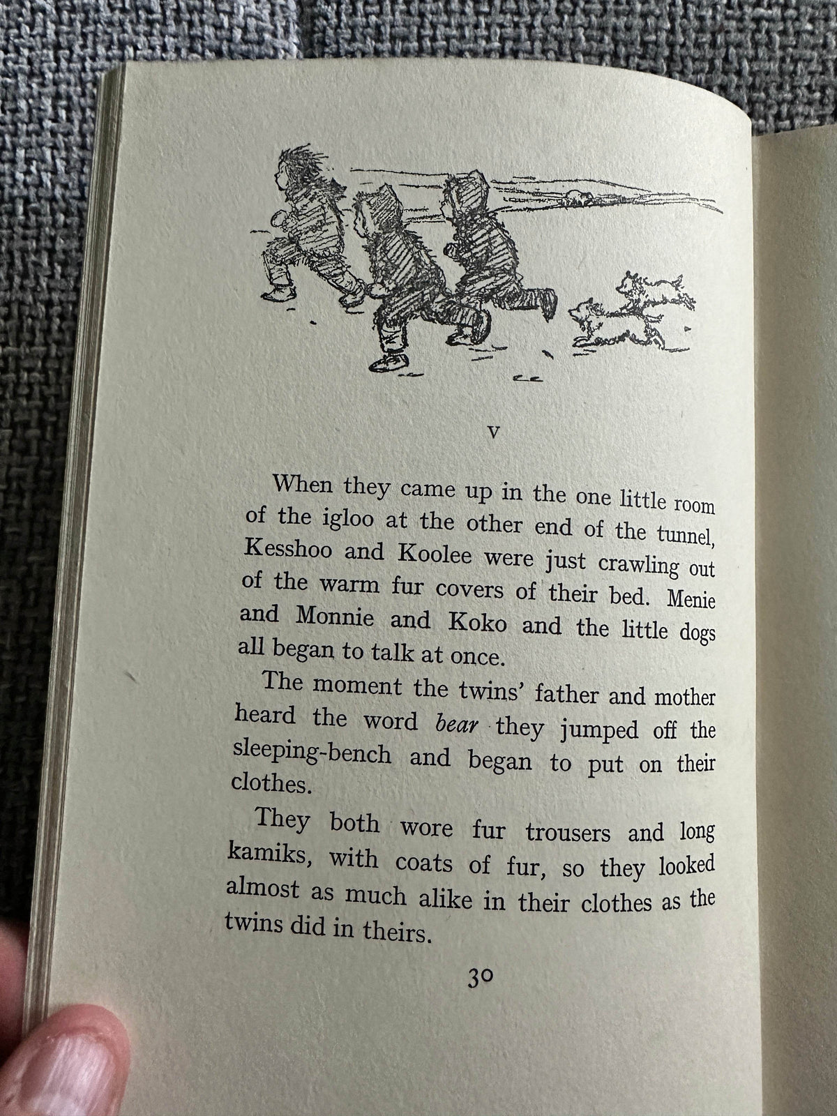 1946 The Eskimo Twins - Lucy Fitch Perkins(intro Rhoda Power)Jonathan Cape - Honeyburn Books (UK)