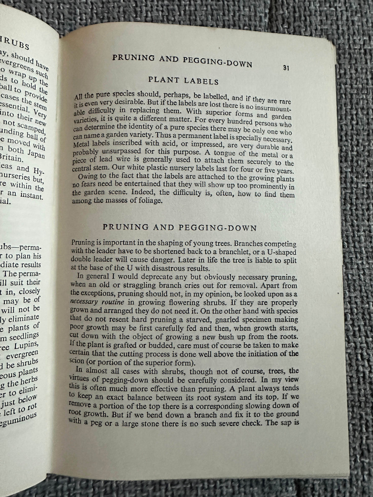 1962 Effective Flowering Shrubs - Michael Haworth-Booth(Collins) - Honeyburn Books (UK)