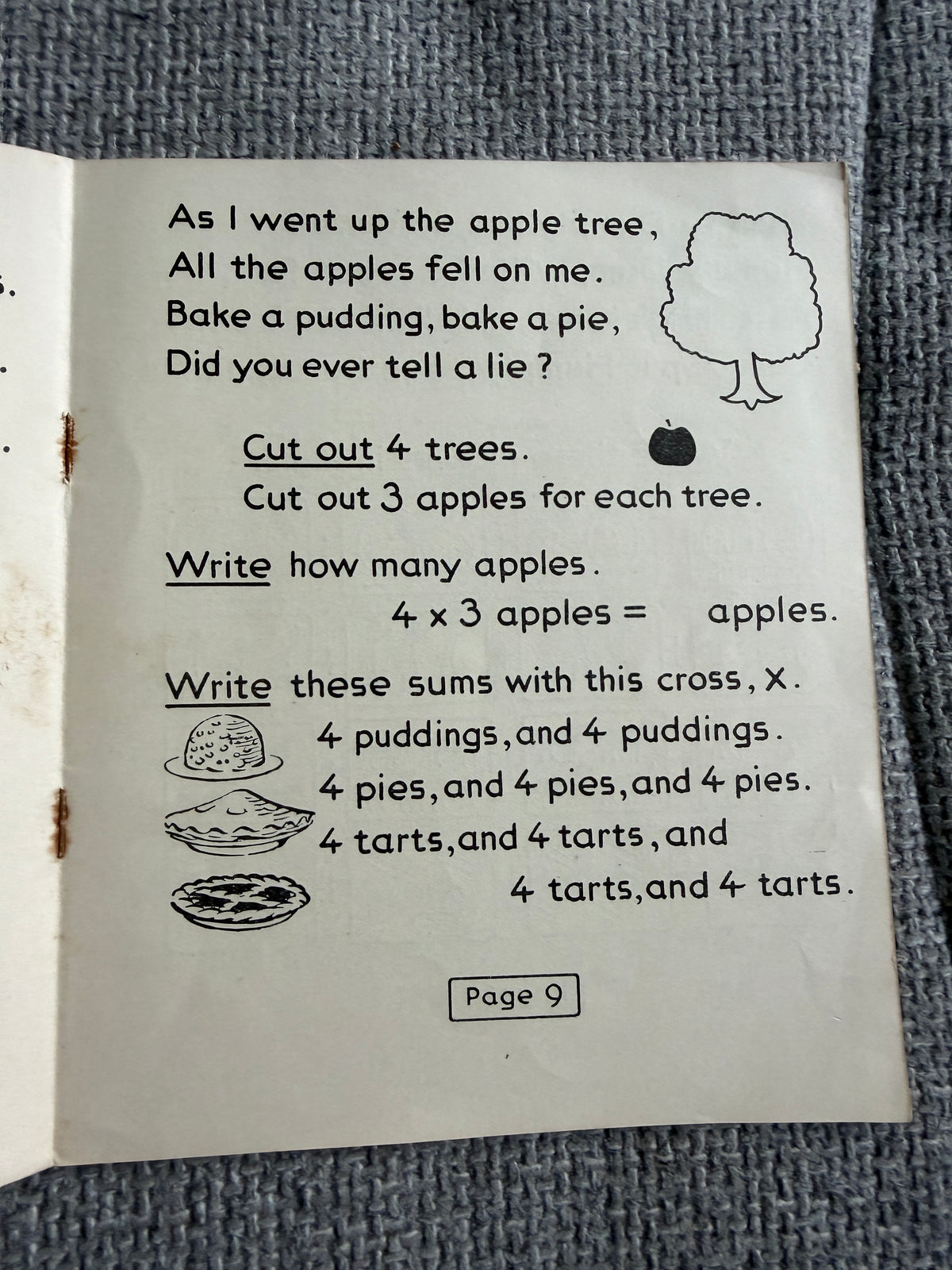 1940 The Peg Family Number Books No.3 (MacMillan & Co Ltd)