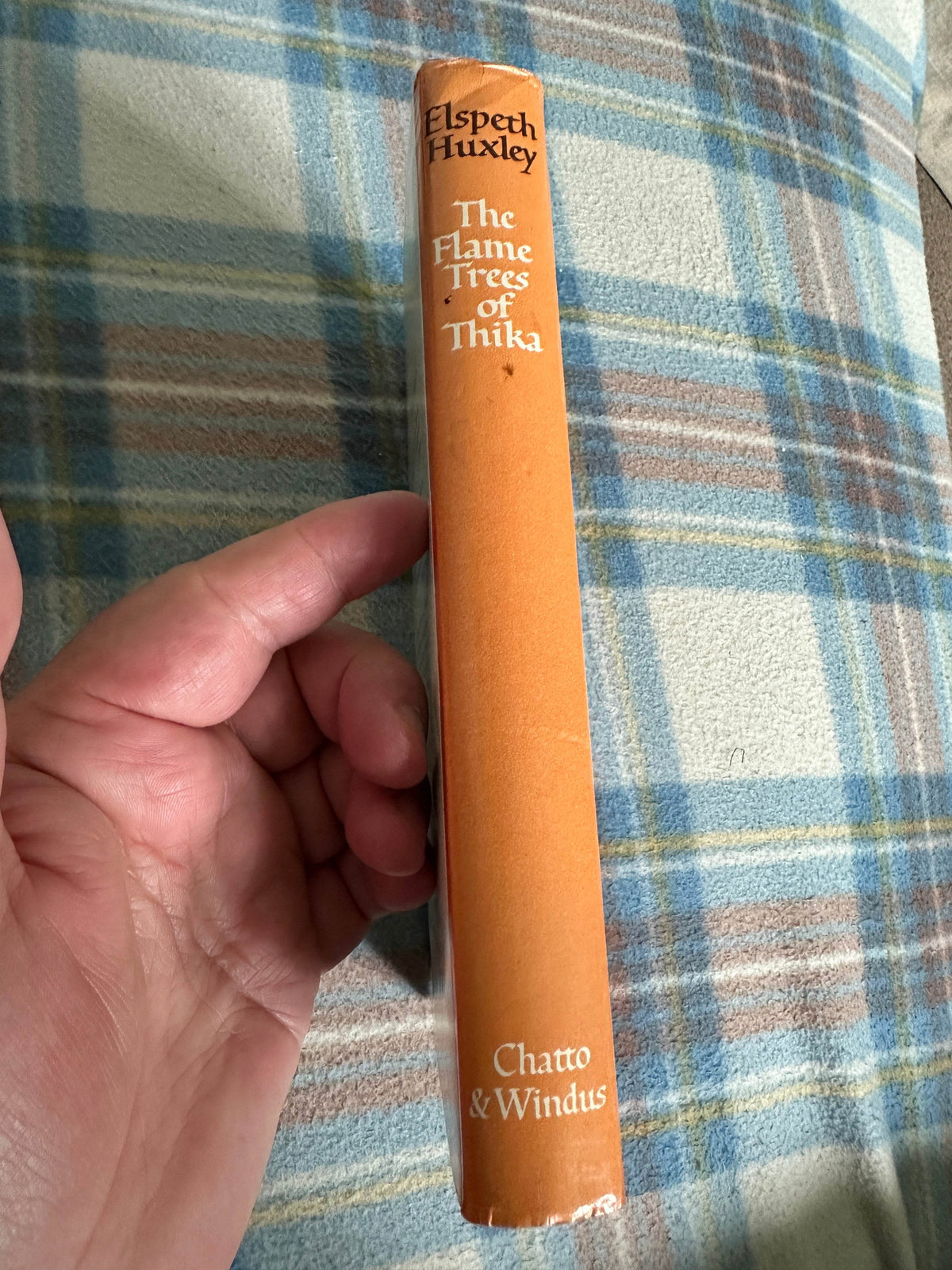 1980 The Flame Trees Of Thika - Elspeth Huxley(Chatto & Windus) - Honeyburn Books (UK)