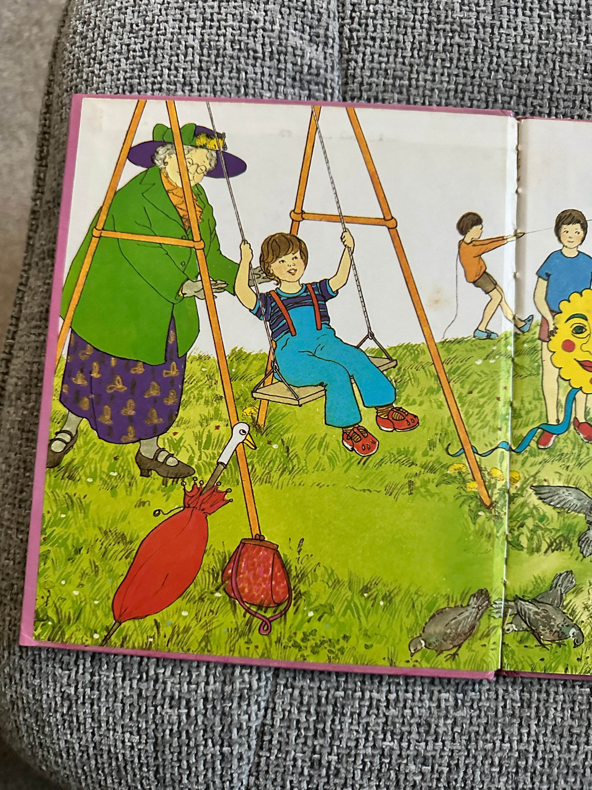 1977*1st* Peg & James Go To The Park - Mary Batchelor(Jolyne Knox Illust)Pickering & Inglis - Honeyburn Books (UK)