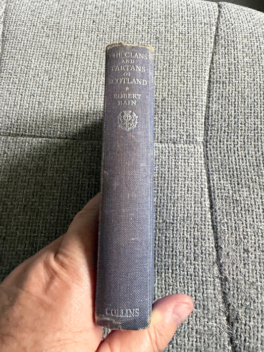 1949 The Clans & Tartans Of Scotland 🏴- Robert Bain (Collins Publisher)