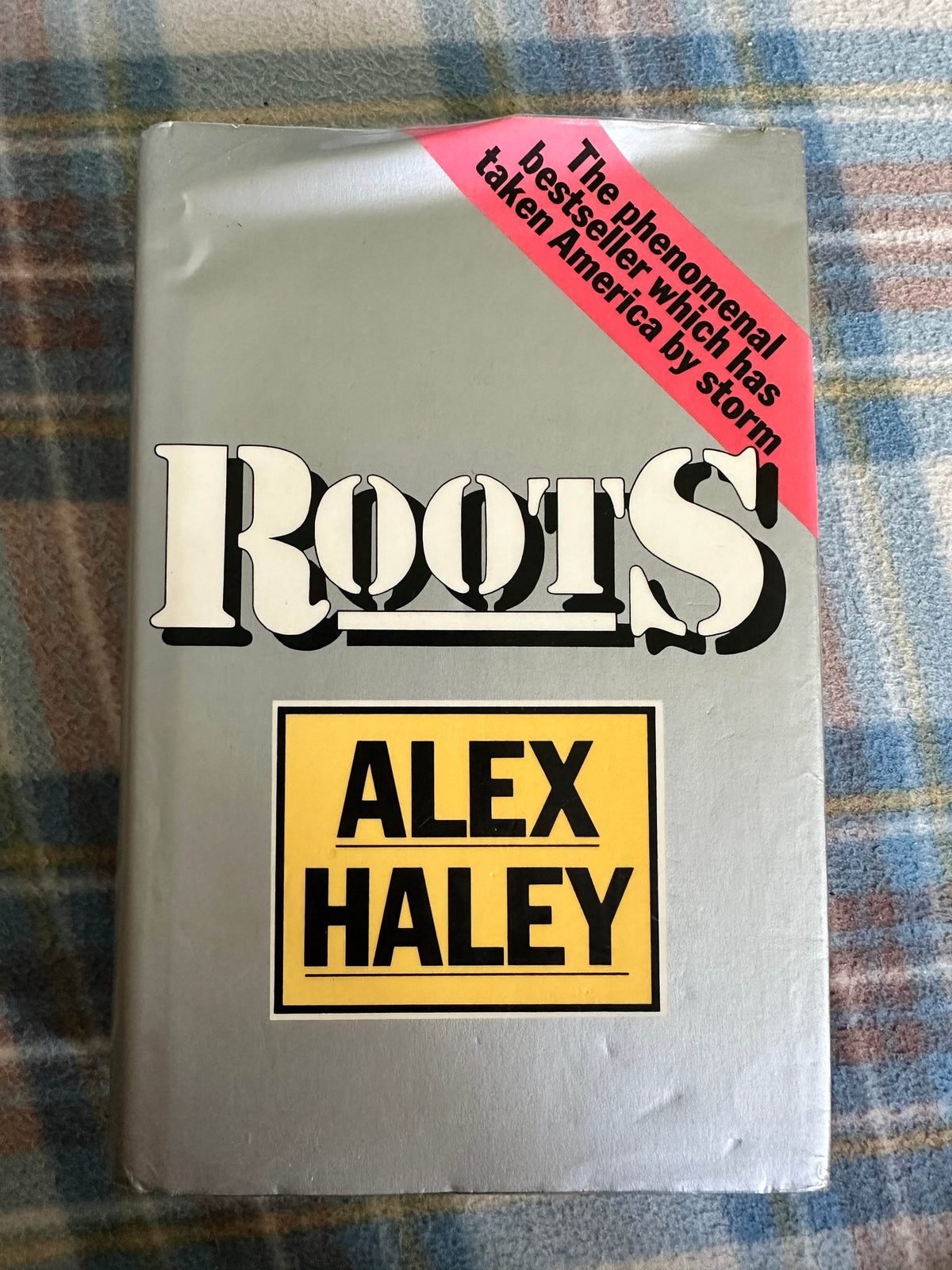 1977*1st* Roots - Alex Haley(Hutchinson) - Honeyburn Books (UK)