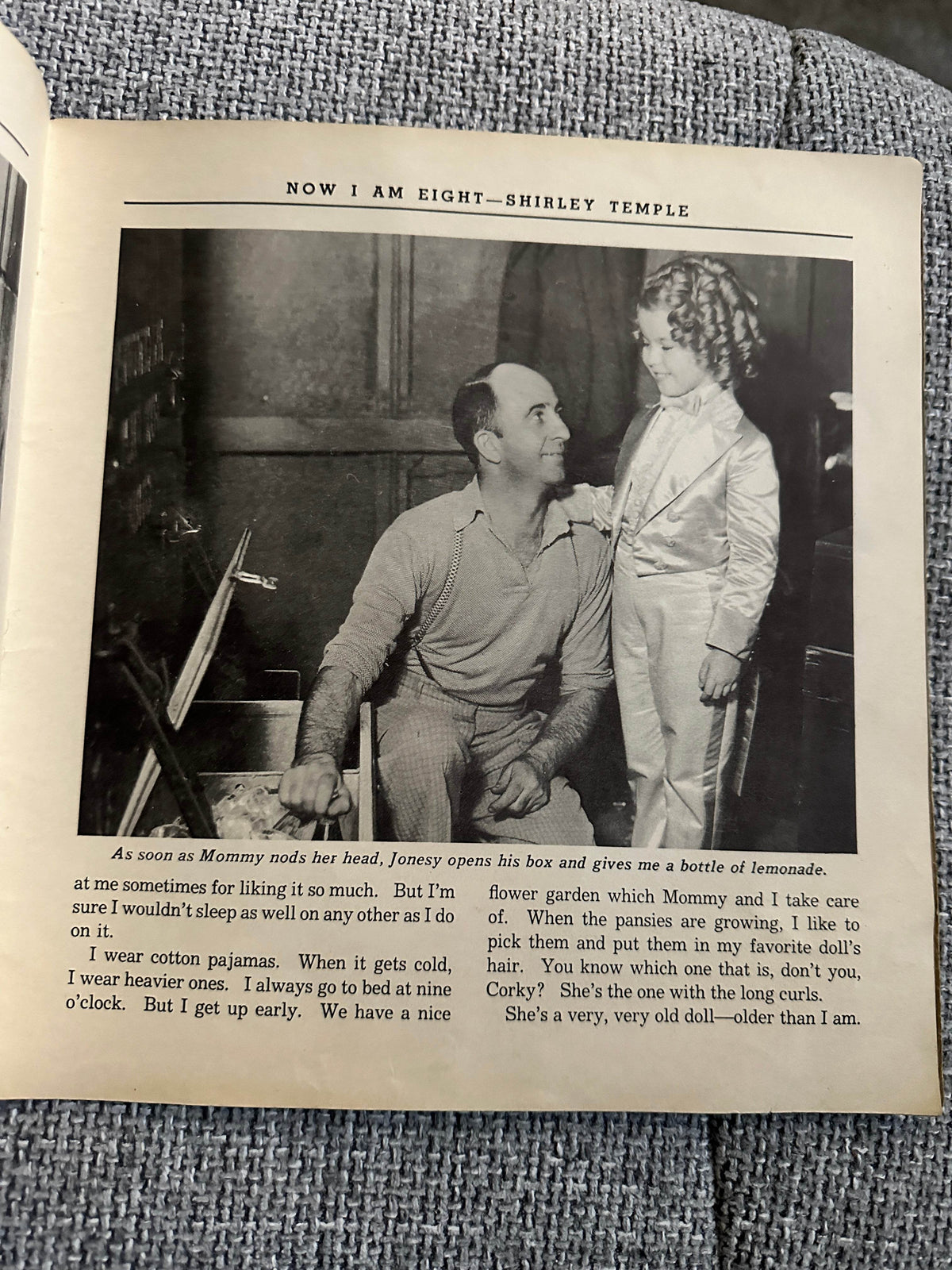 1937 Now I Am Eight - Shirley Temple(Max Trell edit)The Saafield Publishing Company - Honeyburn Books (UK)