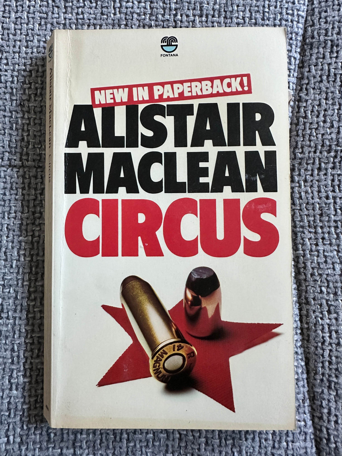 1977*1st* Circus - Alistair MacLean(Fontana) - Honeyburn Books (UK)