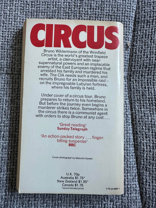 1977*1st* Circus - Alistair MacLean(Fontana) - Honeyburn Books (UK)