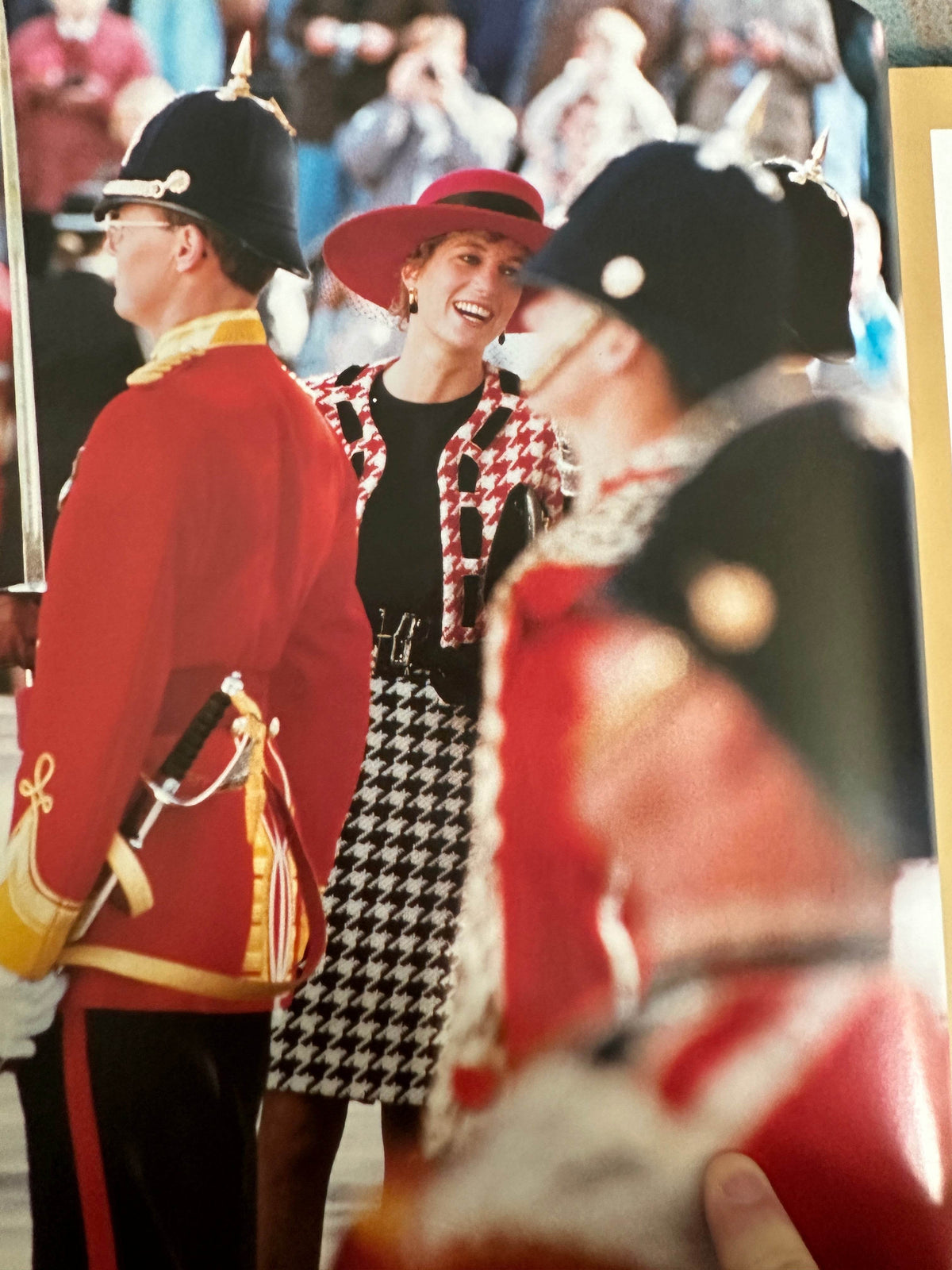 1997 A Tribute To The People’s Princess Diana - Peter Donnelly(Bramley Books) - Honeyburn Books (UK)