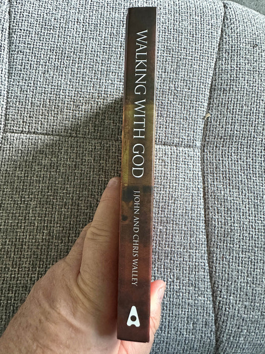 2004 Walking With God(Searching For Meaning In An Age Of Doubt) J. John & Chris Walley(Authentic Publishing) - Honeyburn Books (UK)