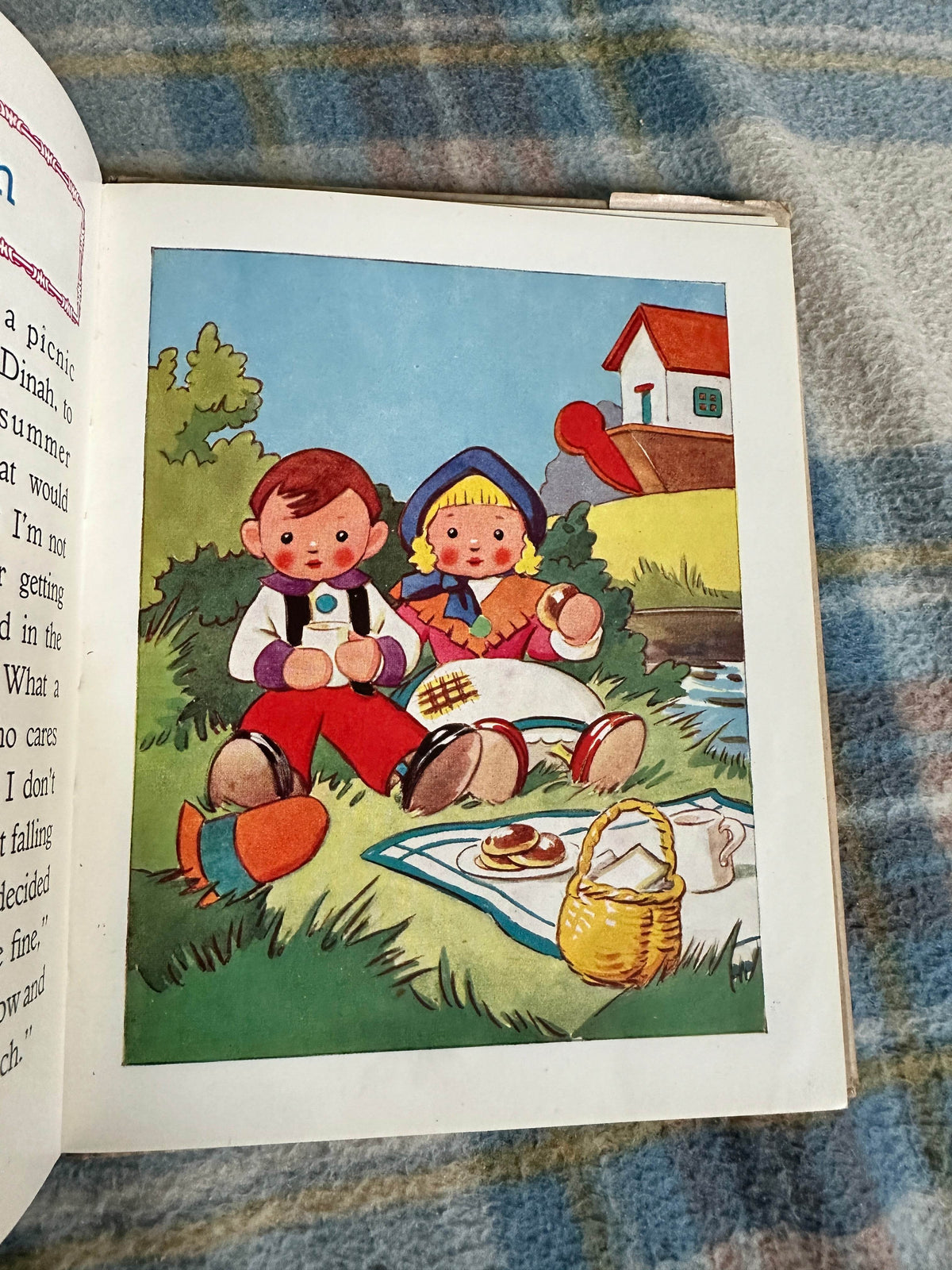 1946*1st* My Tiny Town Book - Sandle Brothers Ltd. - Honeyburn Books (UK)