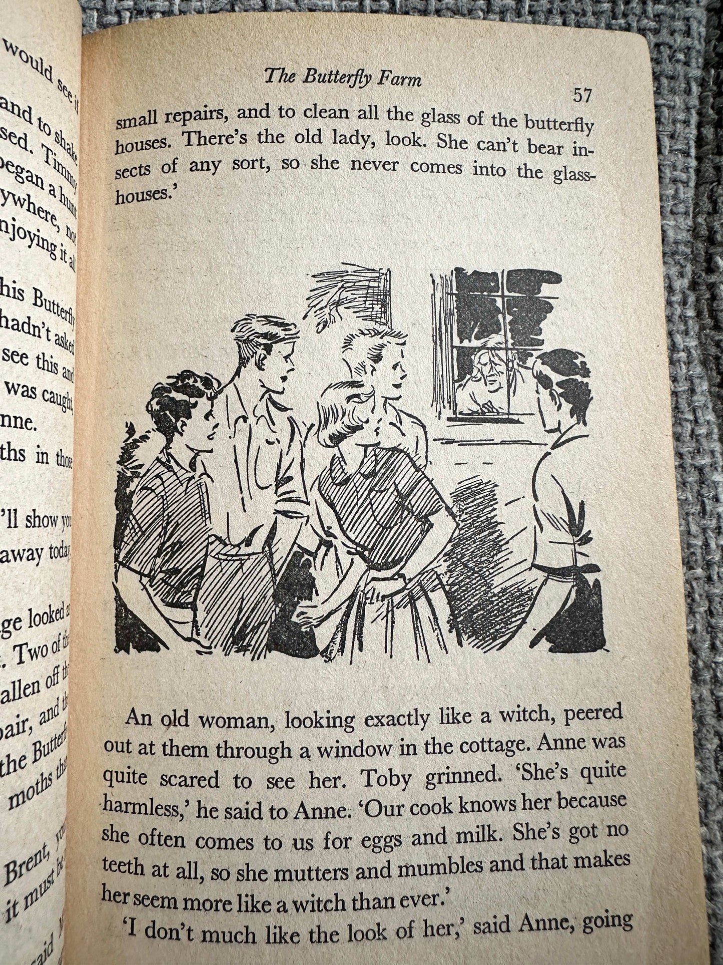 1973 Famous Five: Five Go To Billycock Hill - Enid Blyton (Eileen Soper Illust) Knight Books