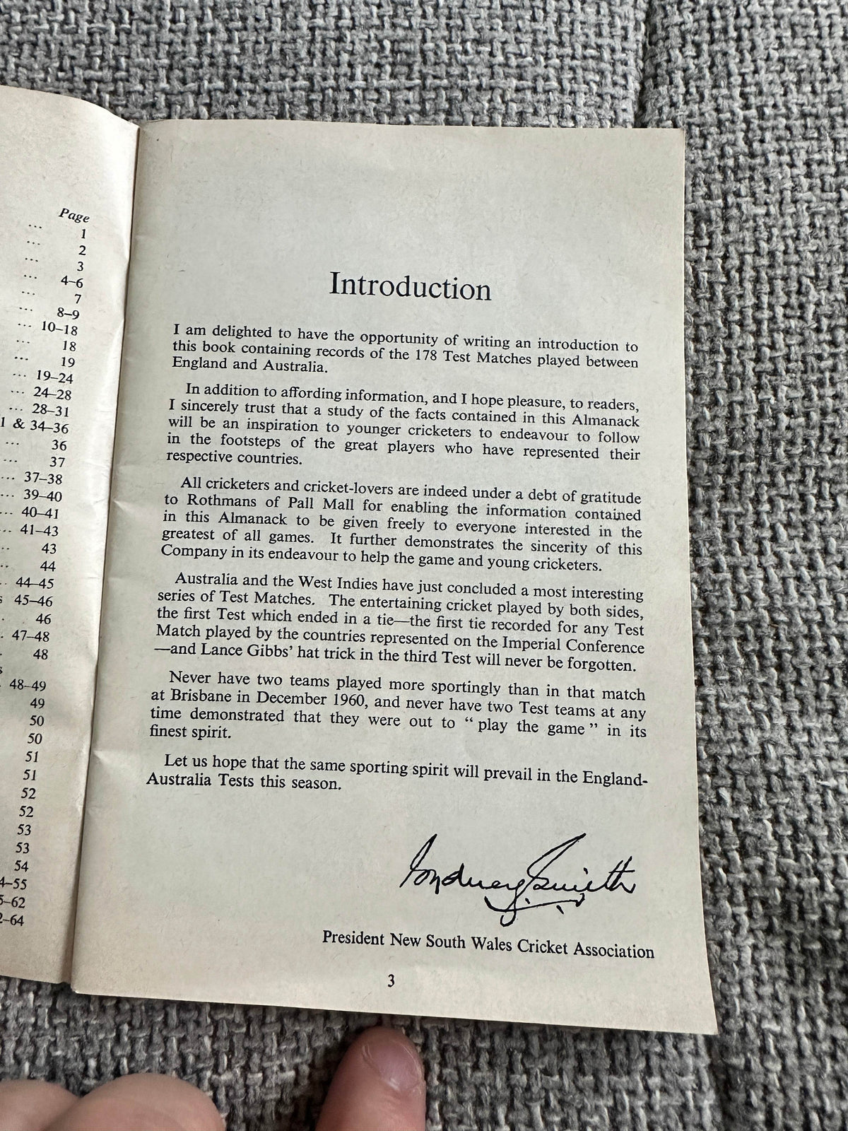 1960 Rothmans Test Cricket Almanack - Honeyburn Books (UK)