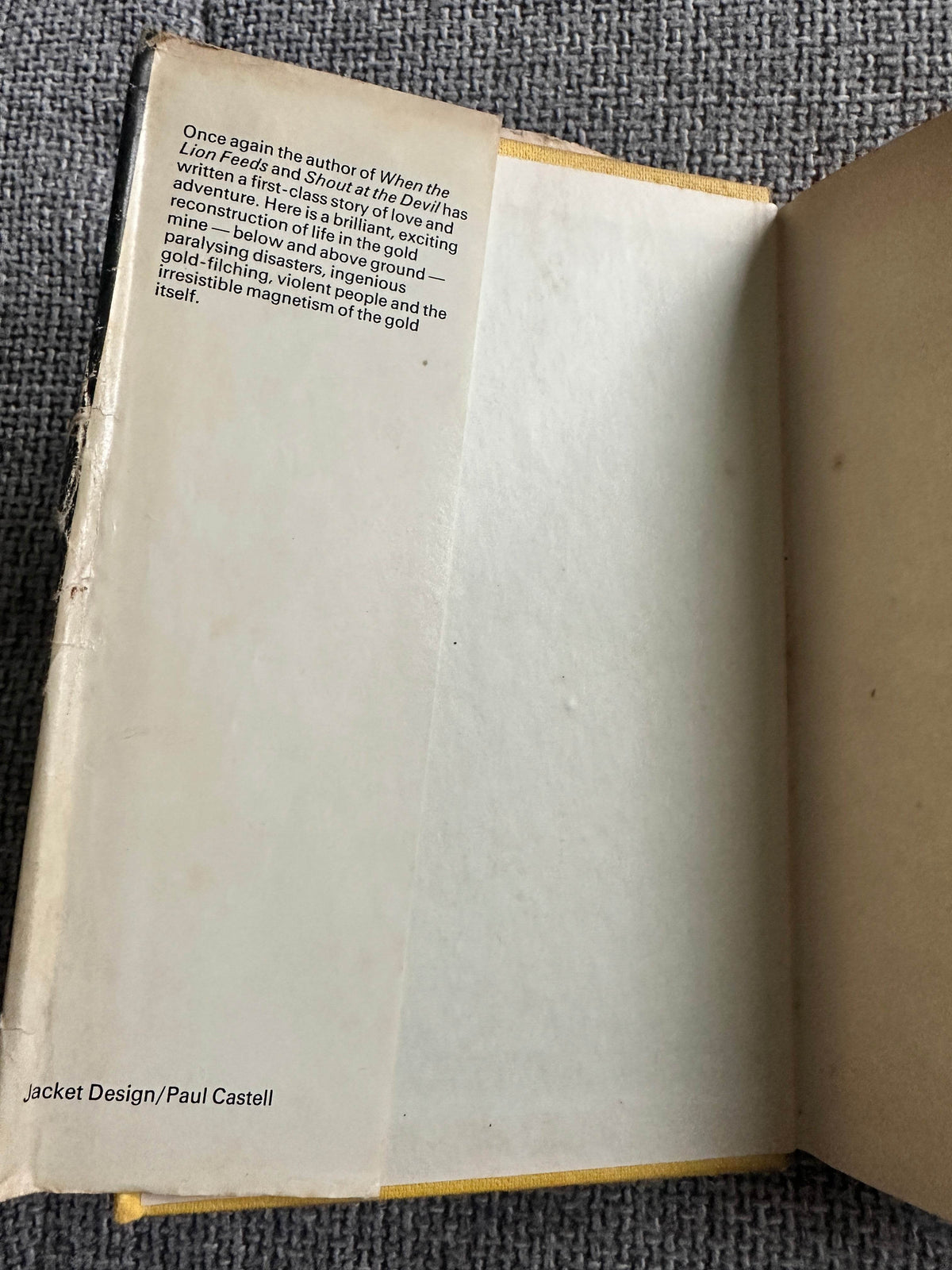 1971 Gold Mine - Wilbur Smith(World Books) - Honeyburn Books (UK)