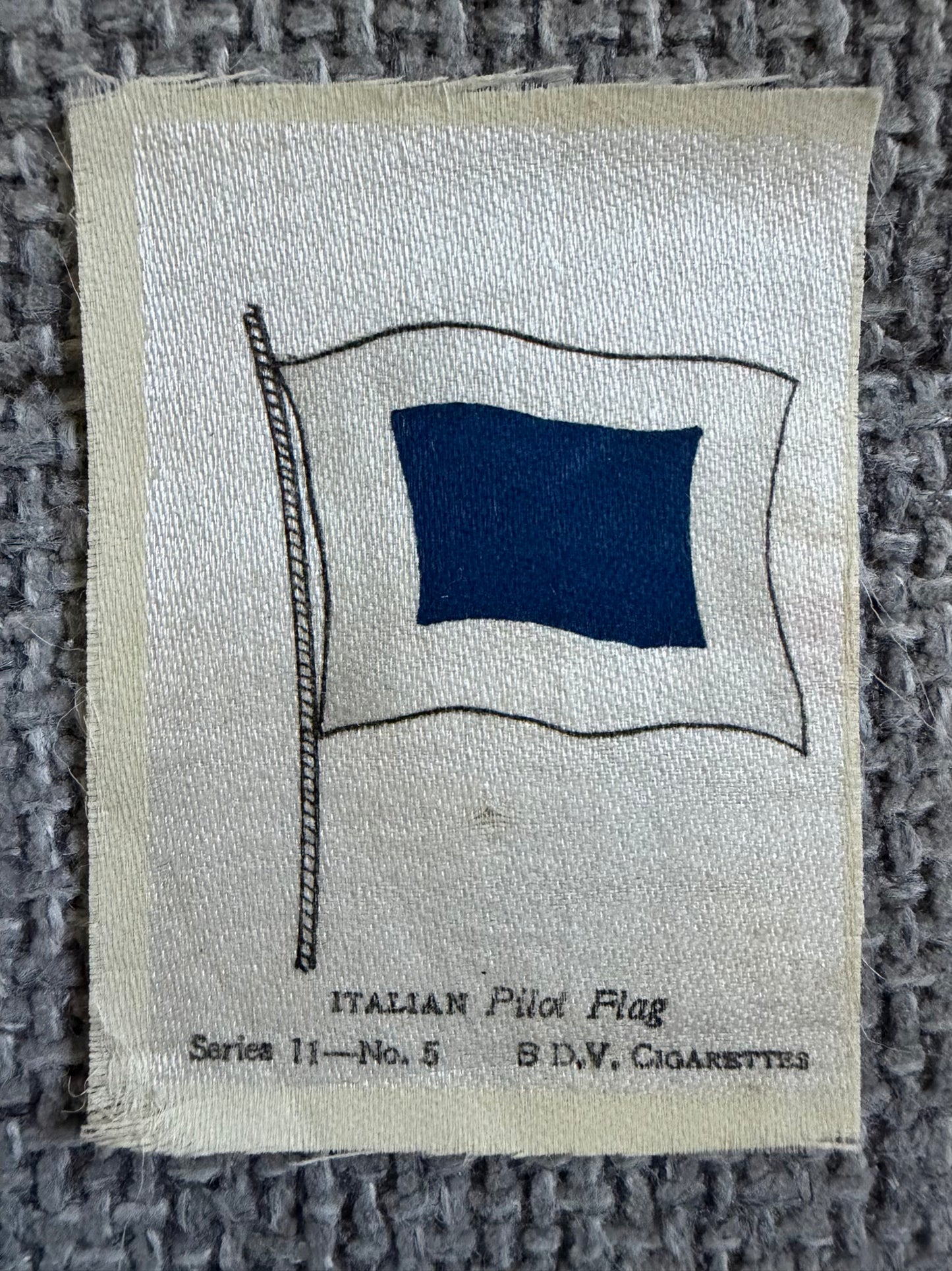 B.D.V. Silk Flag — Italian Pilot Flag — Series 11 No.5 — Vintage Cigarette Card