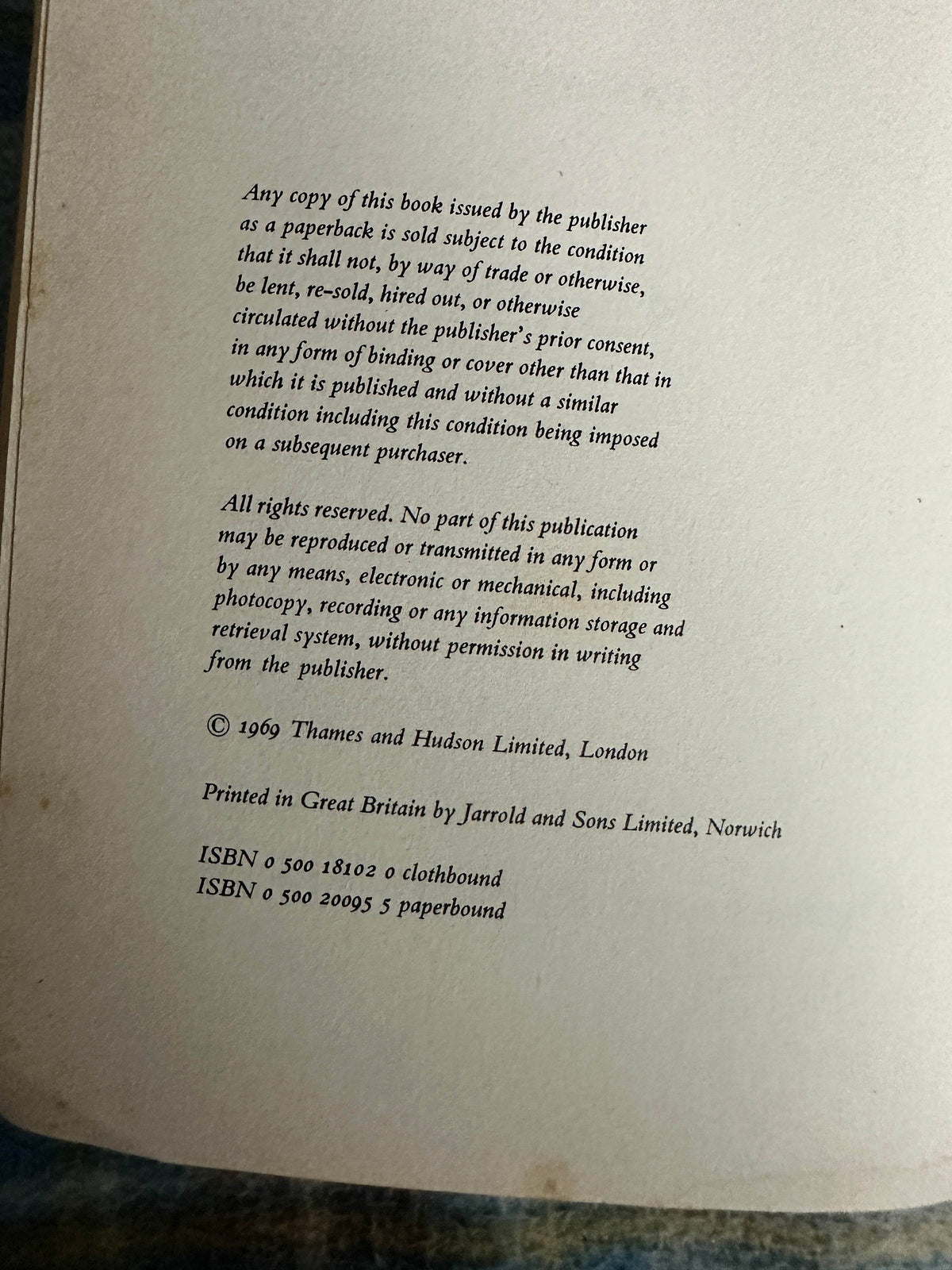 1969*1st* Movements In Art Since 1945 - Edward Lucie - Smith(Thames & Hudson) - Honeyburn Books (UK)