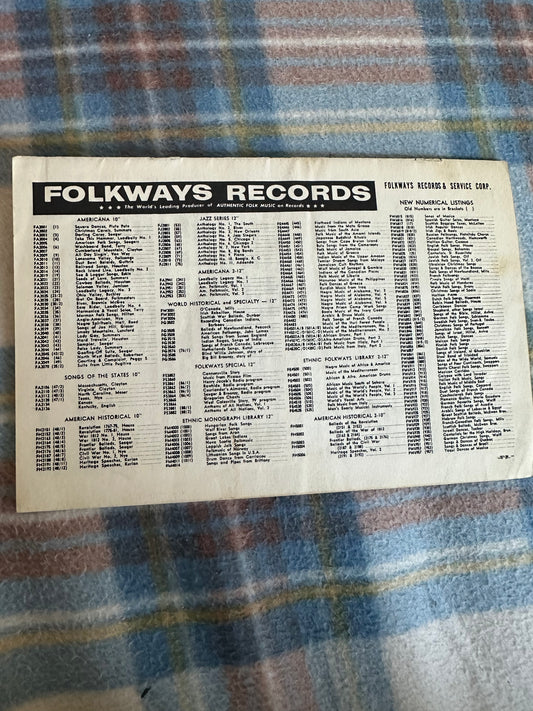 1954 The Songs Of Joe Hill (Folkways Records) Lyrics to songs - Honeyburn Books (UK)