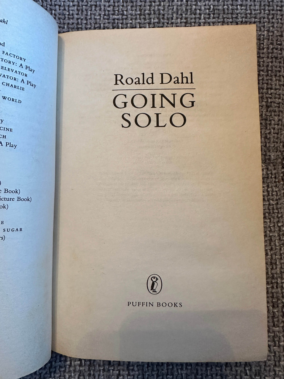 1986 Going Solo - Roald Dahl (Puffin Books) - Honeyburn Books (UK)