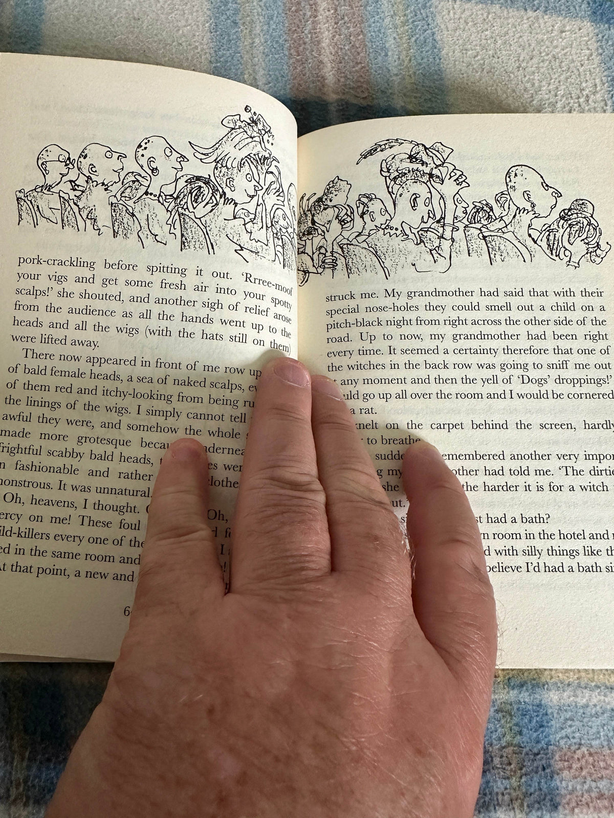 1983 The Witches - Roald Dahl(Quentin Blake illustrated)Puffin Book - Honeyburn Books (UK)