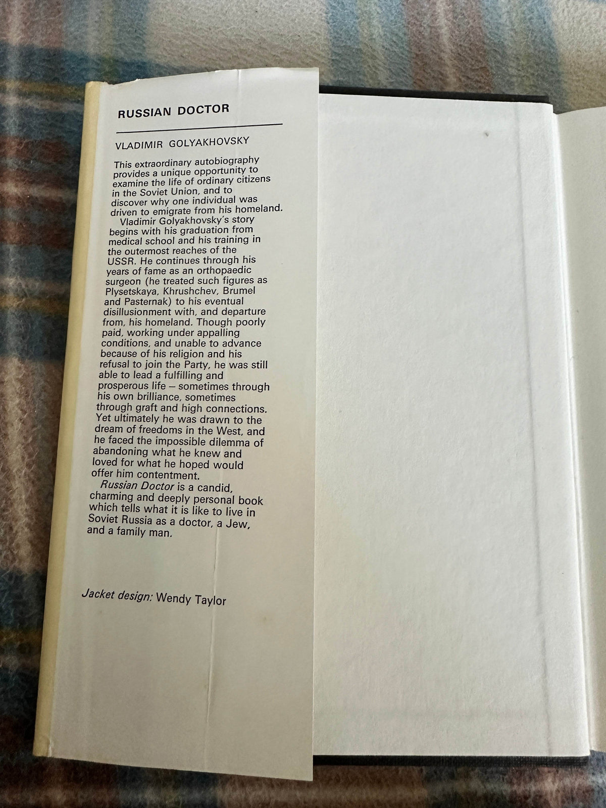 1974*1st* Russian Doctor - Vladimir Golyakhovsky(Robert Hale Publisher) - Honeyburn Books (UK)